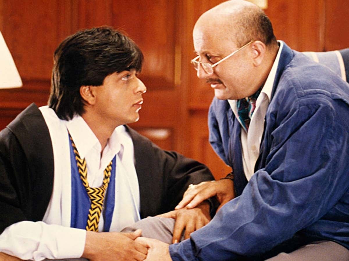 shah rukh khan replies to daddy cool anupam kher after he misses the ddlj days 1200x900