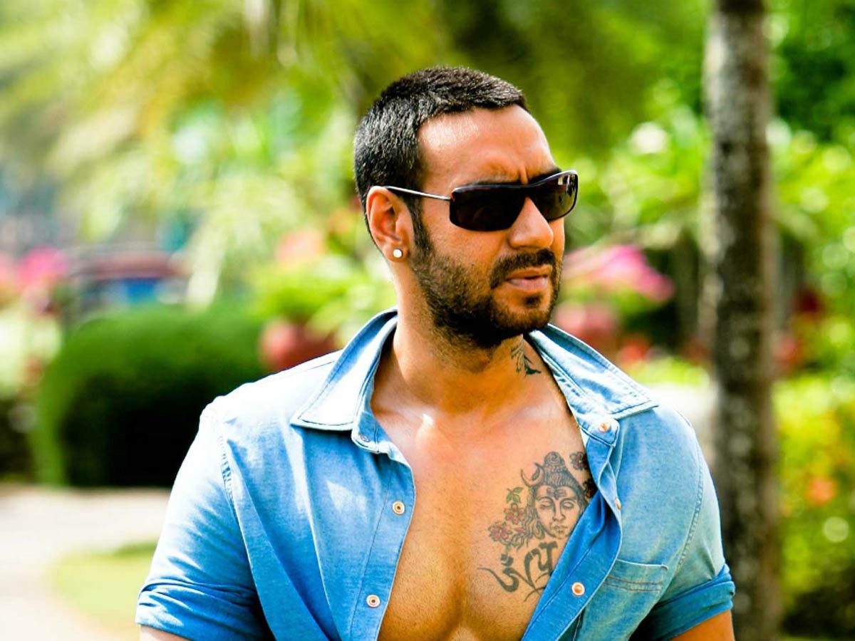 Devgan shoots from the lip rescues Parwana  Rediffcom