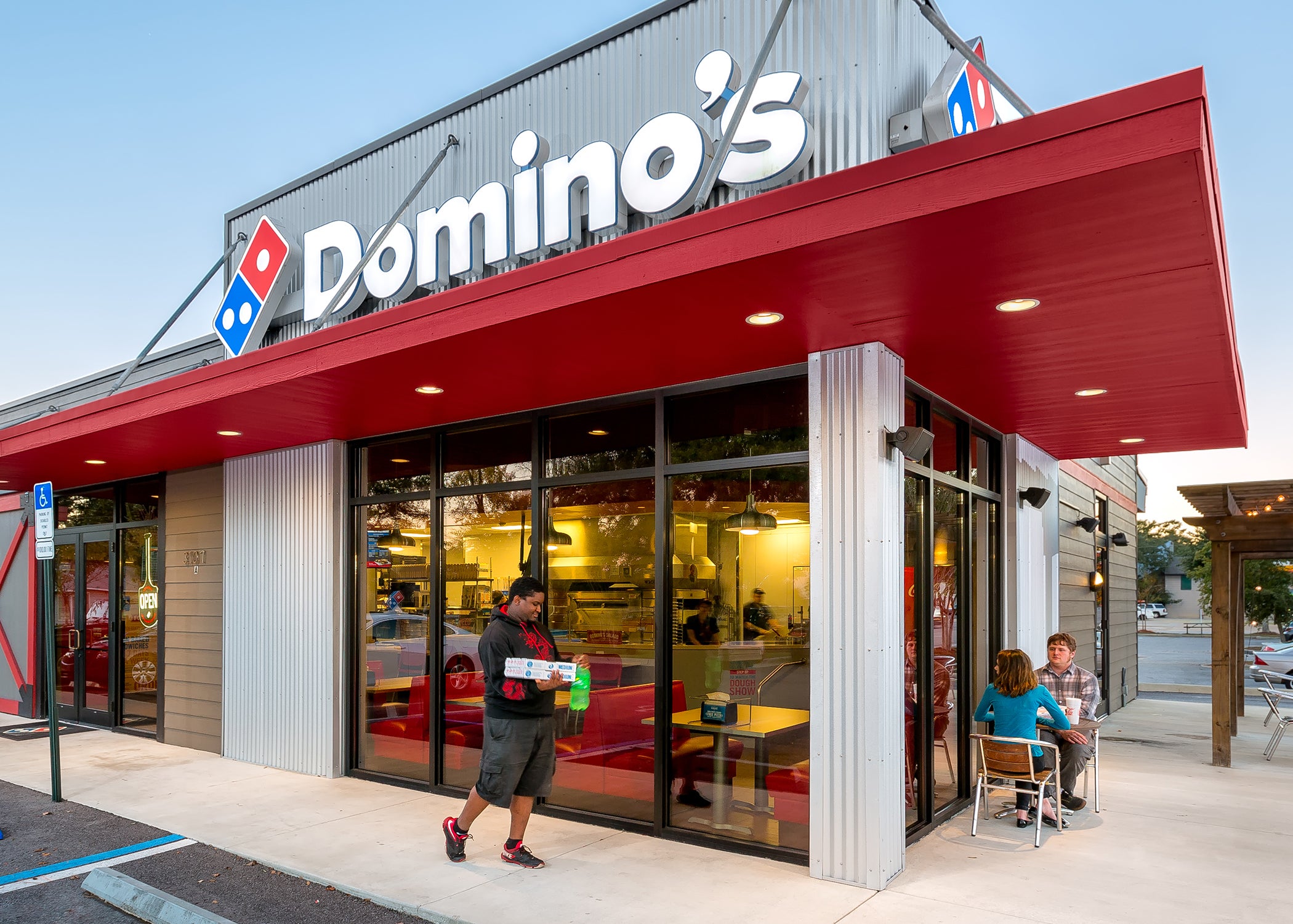 1 dominos store pensacola fl 2