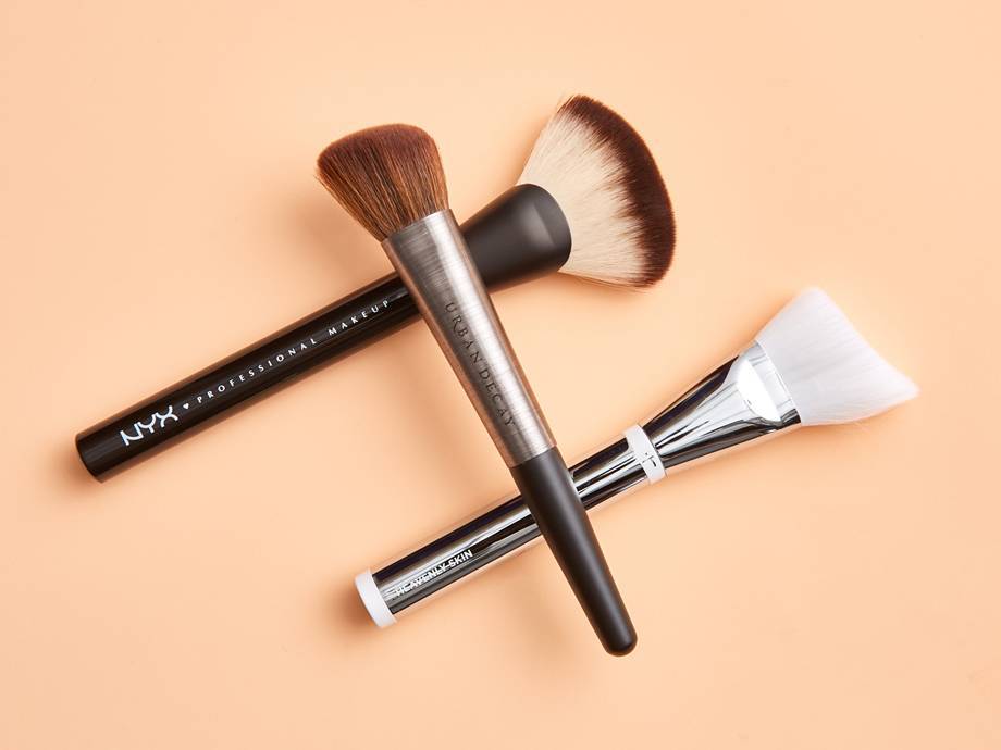 synthetic natural makeup brushes hero mudc 052019